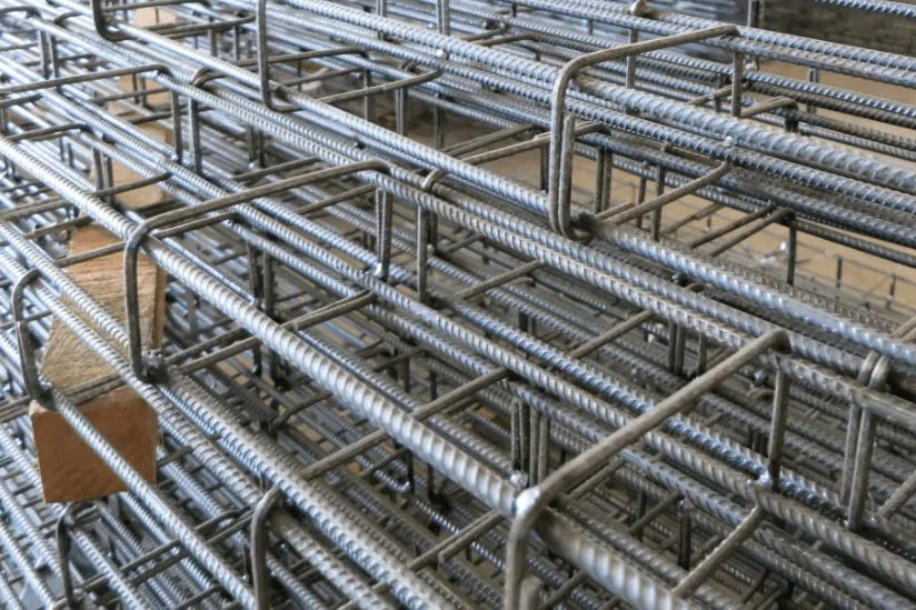 Colunas prontas de aço para construção