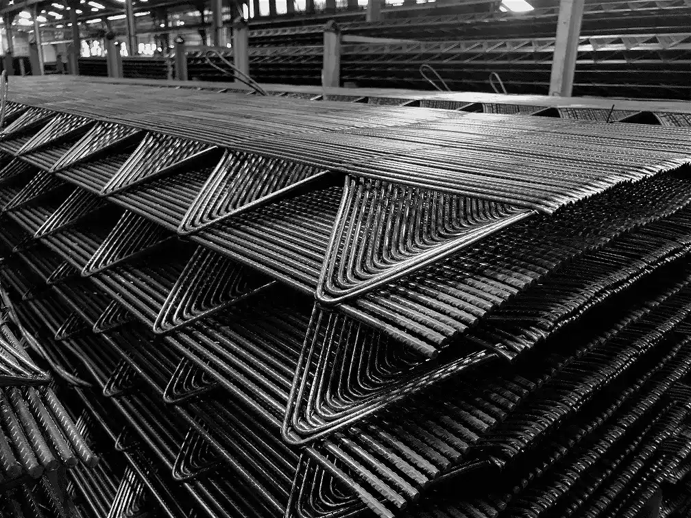 Estoque de Treliças de aço para fabricação de lajes pré-moldadas e vigotas